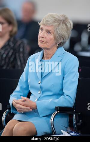 Frankfurt, Deutschland. Oktober 2020. Dr. hc Friede SPRINGER, Verlag, Dr. hc Friede Springer erhält den Freiheitspreis der Friedrich-Naumann-Stiftung in der Paulskirche Frankfurt, 10.10.2020, Â zur weltweiten Nutzung Quelle: dpa/Alamy Live News Stockfoto