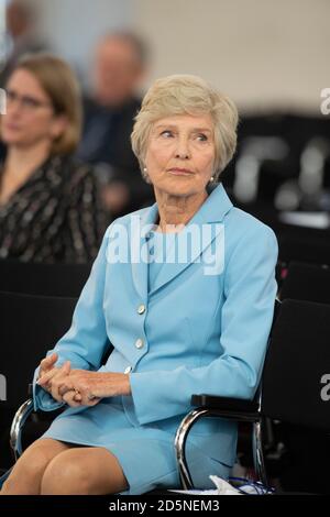 Frankfurt, Deutschland. Oktober 2020. Dr. hc Friede SPRINGER, Verleger, Dr. hc Friede Springer erhält den Freedom Prize der Friedrich Naumann Stiftung in der Paulskirche Frankfurt, 10.10.2020, zur weltweiten Nutzung Quelle: dpa/Alamy Live News Stockfoto