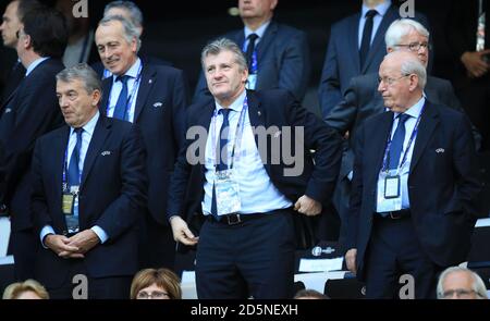 Wolfgang Niersbach, Präsident des Deutschen Fußballverbands (links), davor Suker, Präsident des Kroatischen Fußballverbands (Mitte) und Sennes Erzik, Vizepräsident der Union der Europäischen Fußballverbände und Mitglied des FIFA-Rats (rechts). Stockfoto