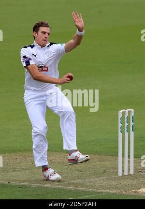 Hampshire's Brad Wheal in Bowling-Action Stockfoto