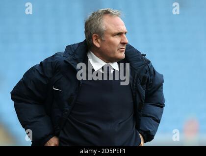 Coventry City-Manager Mark Venus während des Spiels gegen Rochdale Stockfoto