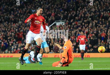 Zlatan Ibrahimovic von Manchester United erzielt das erste Tor seiner Seite Stockfoto