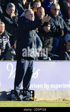 Der Hausmeister Mark Venus von Coventry City ist auf der Touchline. Stockfoto