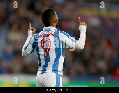 Huddersfield Town Elias Kachunga feiert Stockfoto