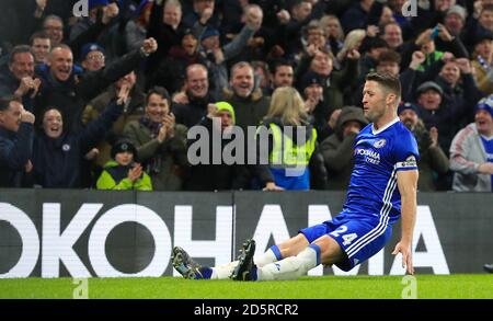 Chelseas Gary Cahill feiert das zweite Tor seiner Seite Das Spiel Stockfoto