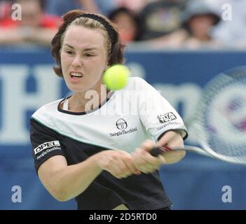 Die Schweizer Martina Hingis gegen die Südafrikanerin Amanda Coetzer. Hingis gewann 6-3, 6-7, 6-1. Stockfoto