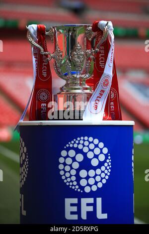 Ein allgemeiner Blick auf die EFL Trophy vor der EFL Pokalfinale zwischen Manchester United und Southampton im Wembley Stadium Stockfoto