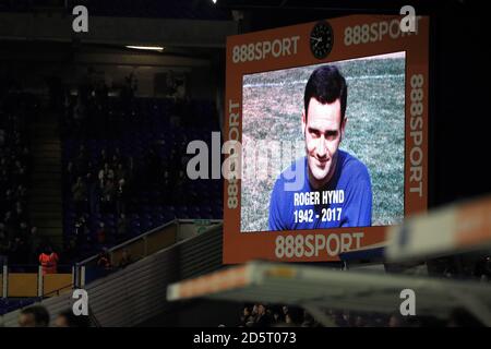 Eine Hommage an den ehemaligen Birmingham City Spieler Roger Hynd ist Auf dem großen Bildschirm angezeigt Stockfoto