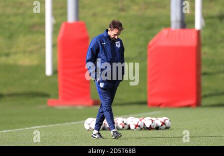 England Manager Gareth Southgate (rechts) Stockfoto