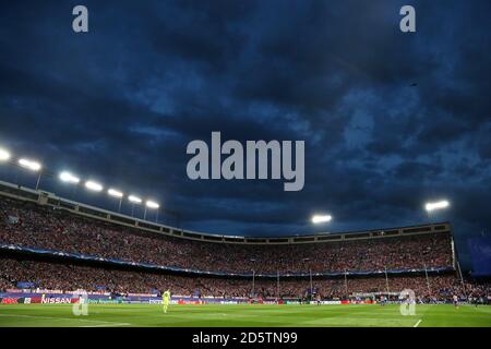 Gesamtansicht des Spiels im Vicente Calderon Stadion Stockfoto