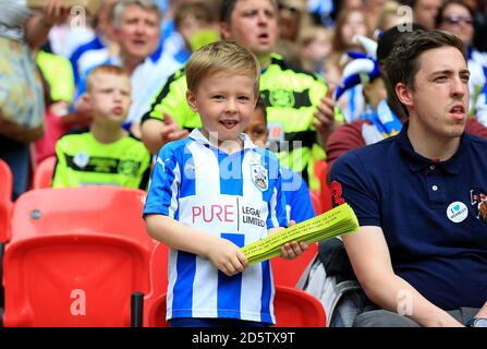 Ein junger Huddersfield Town Fan Stockfoto