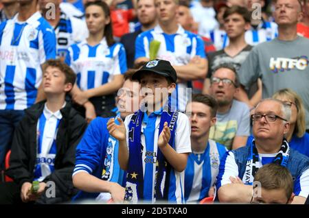 Ein junger Huddersfield Town Fan Stockfoto