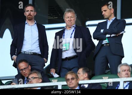 Horst Hrubesch (Mitte) ehemalige Westdeutsche Internationale und Deutschland U21 Cheftrainer Stockfoto