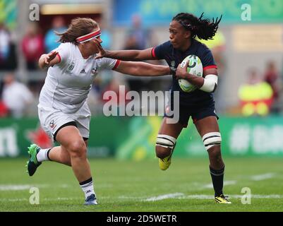 Julie Annery aus Frankreich und Nicole James aus den USA Stockfoto