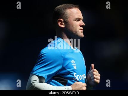 Everton's Wayne Rooney beim Aufwärmen Stockfoto