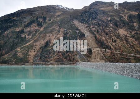 Landschaft von Gepatsch Stausee Stausee und Vernagt-Stausee mit Alpen Berg im Kaunertaler Gletscher im Kaunertal Dorf Alpental in Der Stockfoto