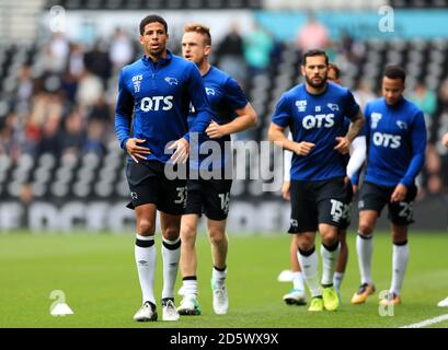 Curtis Davies von Derby County während des Warm-Up Stockfoto