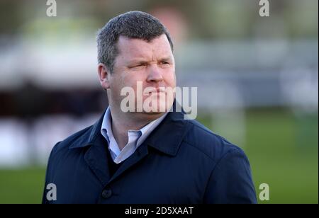 Pferdetrainer Gordon Elliott am ersten Tag des Showcase Auf der Pferderennbahn Cheltenham Stockfoto