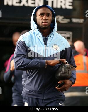 Eliaquim Mangala von Manchester City kommt vor dem Spiel an Stockfoto