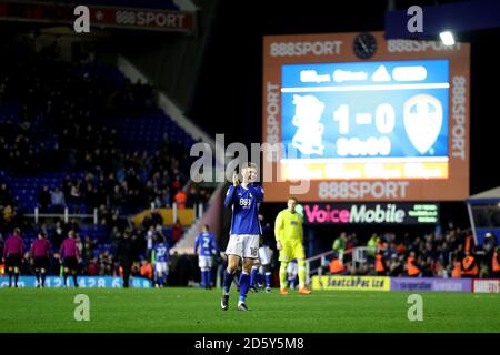 Sam Gallagher von Birmingham City feiert beim Schlusspfiff Stockfoto