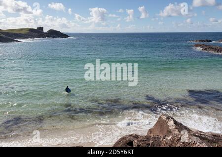 Ein einsames Grenzgebiet am Clachtoll Beach an der North Coast 500 Tourist Route, Clachtoll, Assynt, NW Highlands, Schottland, Großbritannien Stockfoto