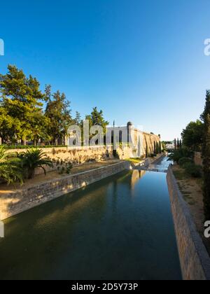 Spanien, Mallorca, Palma, Museum Es Baluard in alten Stadtmauer Stockfoto