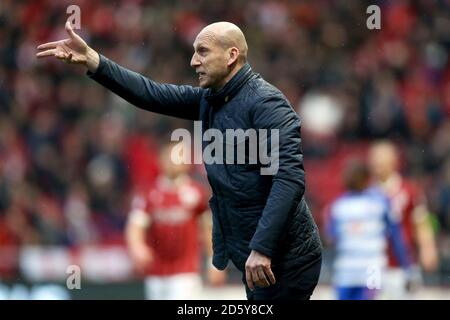 Lesemanager Jaap Stam Gesten auf der Touchline Stockfoto
