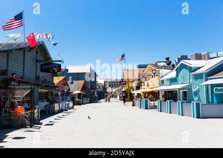 USA, California, Monterey County, Monterey, Restaurants an der Fishermans Wharf Stockfoto