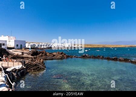 Spanien, Kanarische Inseln, Lanzarote, Punta Mujeres, Fischerdorf Arrieta Stockfoto