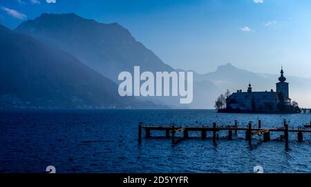 Österreich, Salzkammergut, Gmunden, Ort Burg im Traunsee Stockfoto