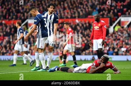 Manchester United Paul Pogba (rechts) nach einem Torversuch Stockfoto