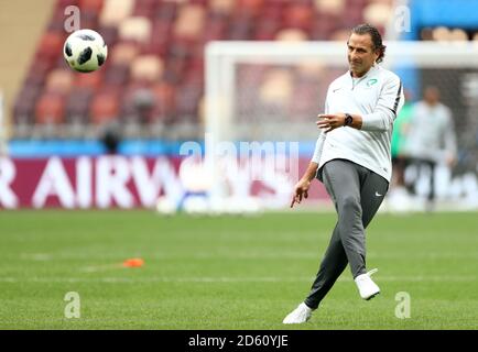 Saudi-Arabien Manager Juan Antonio Pizzi während der Ausbildung in der Luschniki-Stadion in Moskau Stockfoto