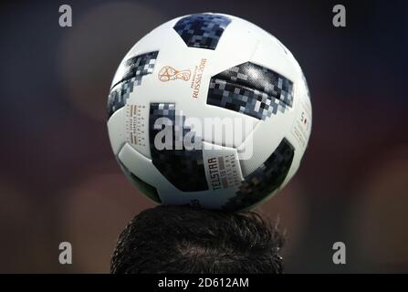 Eine Gesamtansicht eines Adidas Telstar Matchballs Stockfoto