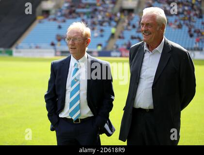 Ehemalige Coventry City Spieler Willie Carr (links) und Jeff Blockley Stockfoto