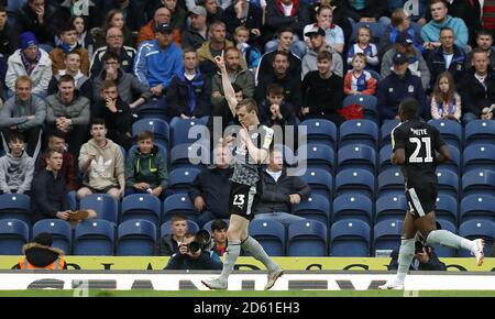 Jon Dadi Bodvarsson von Reading feiert das erste Tor seines Teams Gegen Blackburn Rovers Stockfoto