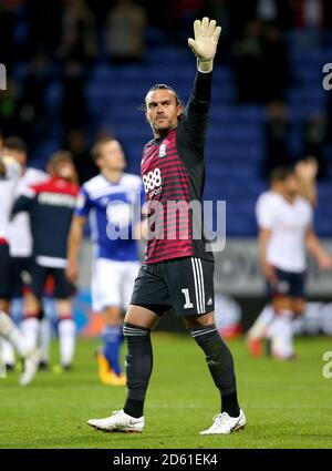 Das Lee Camp von Birmingham City würdigt die Fans am Ende Der Bolton Wanderers gegen Birmingham City Spiel bei der University of Bolton Stadium Stockfoto