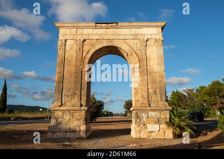 Arc de Bara,Römischer Triumphbogen in Roda de Bera, Tarragona, Spanien Stockfoto