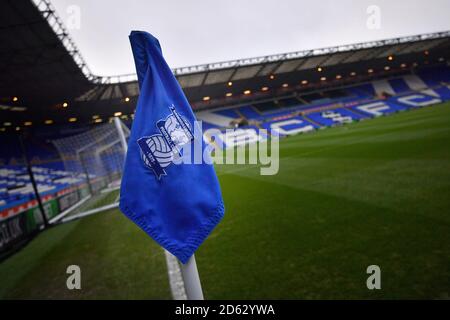 Eine allgemeine Ansicht der Tonhöhe von der Ecke Flagge vor dem Spiel Stockfoto