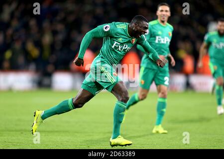 Watfords Ken Sema feiert das dritte Tor seiner Seite Das Spiel Stockfoto