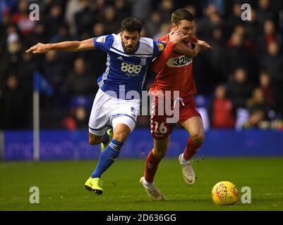 Maxime Colin von Birmingham City (links) und Jonathan Howson Battle von Middlesbrough Für den Ball Stockfoto