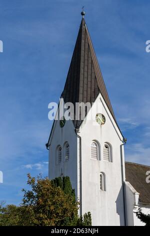 Die Kirche von St. Clemens, Nebel, Amrum Insel, Deutschland. Amrum das größte Dorf, Nebel, in der Nähe der östlichen Küste Stockfoto