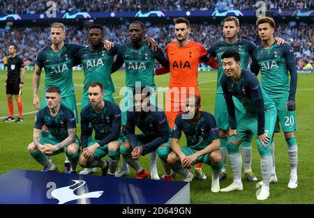 Tottenham Hotspur's Toby Alderweireld (hinten links nach rechts), Victor Wanyama, Moussa Sissoko, Hugo Lloris, Jan Vertonghen, DELE Alli, Kieran Trippier (vorne links nach rechts), Christian Eriksen, Danny Rose, Lucas Moura, Son Heung-Min Pose für ein Foto vor dem Anpfiff Stockfoto