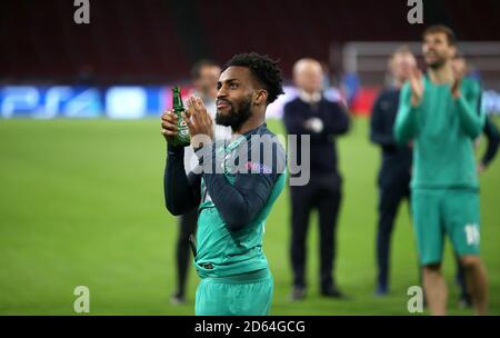 Danny Rose von Tottenham Hotspur feiert nach dem Spiel Stockfoto