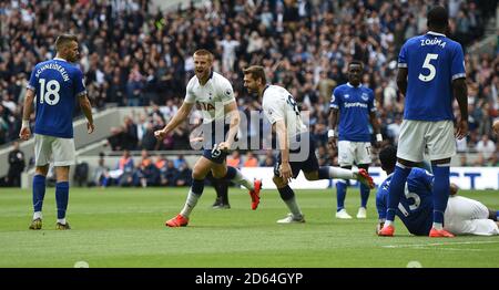 Eric Dier von Tottenham Hotspur feiert sein erstes Tor Stockfoto