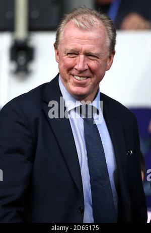 Der ehemalige Queens Park Rangers Manager Steve McClaren auf den Tribünen Stockfoto