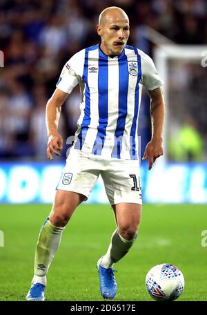 Die Huddersfield Town Aaron Mooy Stockfoto