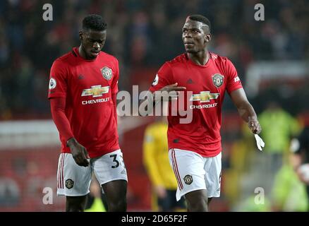 Axel Tuanzebe (links) und Paul Pogba von Manchester United Stockfoto