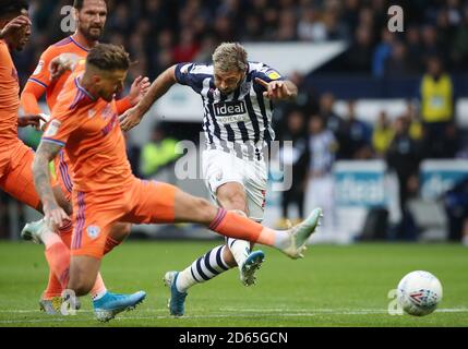 Charlie Austin von West Bromwich Albion erzielt das dritte Tor seiner Seite Stockfoto