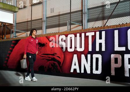 Nathan Ake von Bournemouth kommt vor dem Spiel im Selhurst Park an Stockfoto