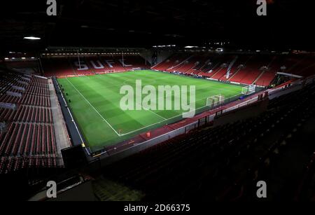 Allgemeiner Blick vom Inneren des Bramall Lane Stadions vor dem Spiel Stockfoto